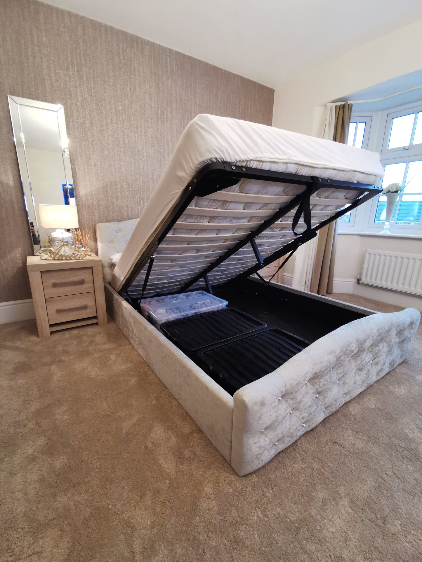 FLORENCE OTTOMAN STORAGE GAS LIFT UP BED