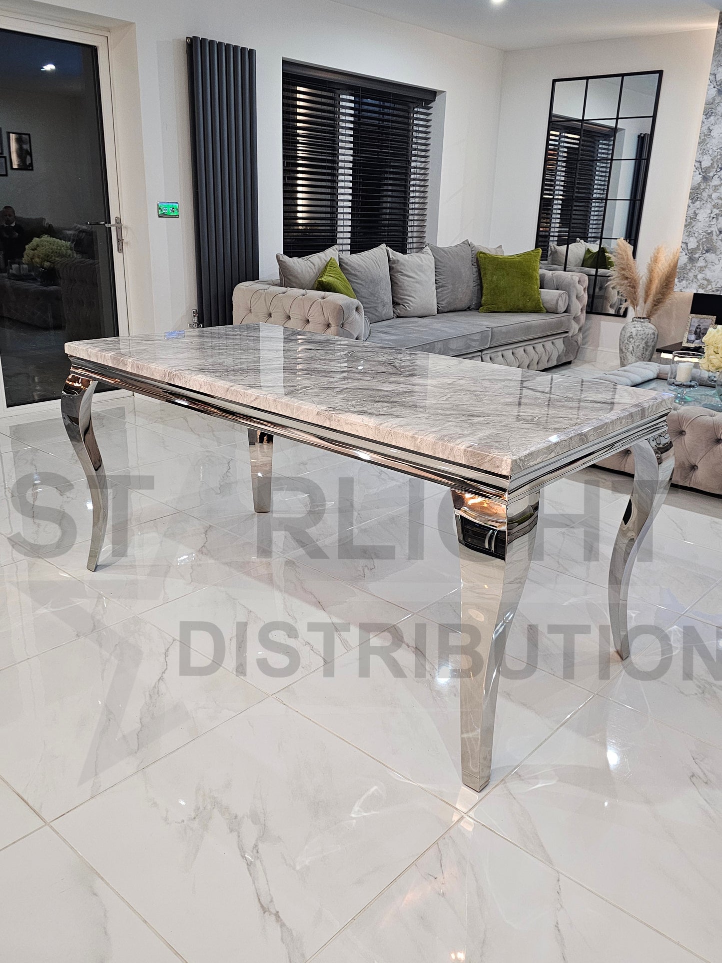 Trafalgar Marble Dining Table Set With Lion Head Knockerback Chairs